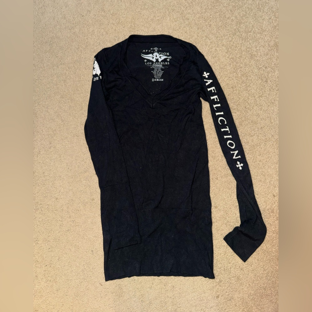 Vintage Affliction Charcoal Graphic Long Sleeve sweater